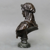 Sculpture - La Grande Prêtresse &quot;Vestale&quot; , Clodion (1738-1814) - Bronze