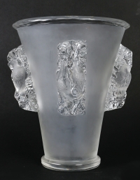 Vase Lalique, XXème siècle