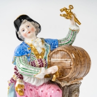 Sujet en porcelaine de Saxe de la manufacture de Meissen, représentant un vigneron, XIXe siècle.
