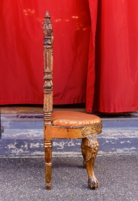 Chaise en bois sculpté et doré, XVIIème siècle
