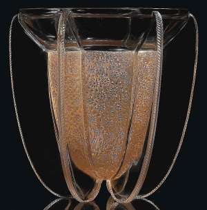 RENE LALIQUE (1860-1945) vase &quot;Myosotis&quot;