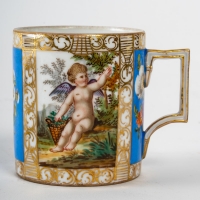 Grande tasse litron, Vienne XIXème siècle