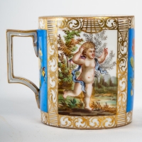 Grande tasse litron, Vienne XIXème siècle
