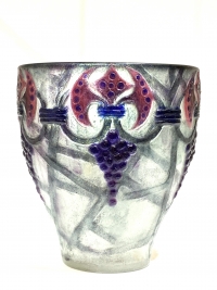 Vase &quot;Grappes&quot; pâte de verre grise, rose et violette de Gabriel ARGY-ROUSSEAU