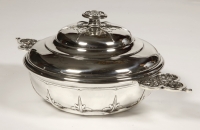 Cardeilhac -  Covered vegetable dish in solid silver mascaron 19th
