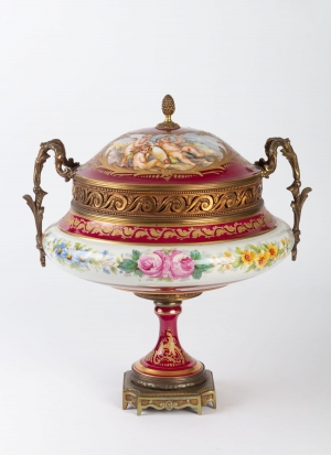 Bonbonnière en porcelaine et bronze 19e siècle Napoléon III|||||||||||