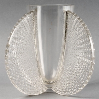 Vase « Orly » verre blanc de René LALIQUE