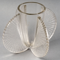 Vase « Orly » verre blanc de René LALIQUE