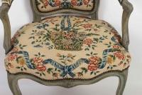 Paire de fauteuils d&#039;époque Louis XV (1724 - 1754).