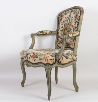 Paire de fauteuils d&#039;époque Louis XV (1724 - 1754).