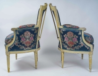 Salon deux Bergères et quatre fauteuils d’époque Louis XVI en bois naturel laqué vers 1780