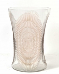 Vase &quot;Los Angeles&quot; verre blanc patiné sépia de René LALIQUE