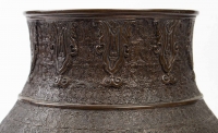 Paire de vases en bronze, Japon XIXème