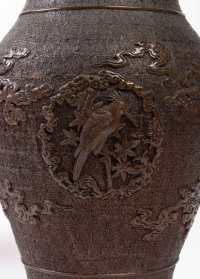 Paire de vases en bronze, Japon XIXème