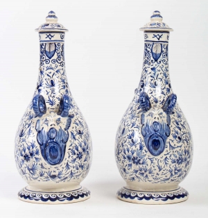 Deux vases couverts Delft Faïence XIXème siècle.||||||||