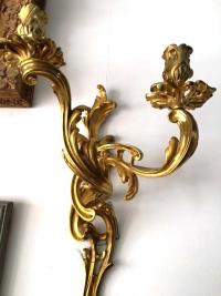 Superbe paire d&#039;appliques en bronze doré de style Louis XV, fin du XIXe siècle