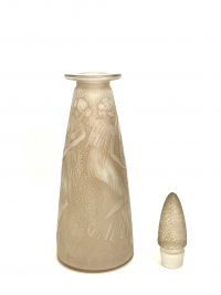 Flacon &quot;Poésie&quot; pour D&#039;Orsay verre blanc patiné sépia de René LALIQUE