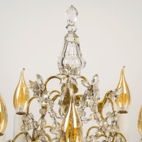 Paire de girandoles de style Louis XVI en bronze doré et décor de cristal vers 1820-1830