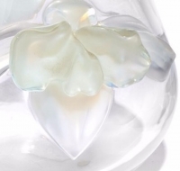 Lalique France Vase &quot;orchidée&quot; opalescent