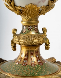 Vase en bronze en forme de coupe évasée sur piédouche de Bellanger, circa 1900
