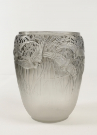 René Lalique Vase &quot;Aigrettes&quot;