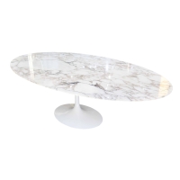 Saarinen &amp; Knoll International: &quot;Tulip&quot; table, Calacatta oro marble and white rilsan 244 cm