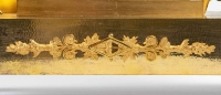 Pendule En Bronze Doré D’époque Restauration.