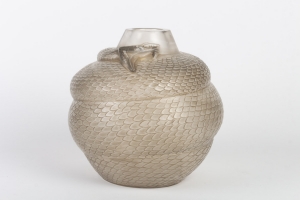 Vase « Serpent » verre blanc patiné gris-vert de René LALIQUE|||||||||