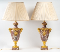 Paire de cassolettes d&#039;époque Napoléon III (1851 - 1870) montées en lampes.