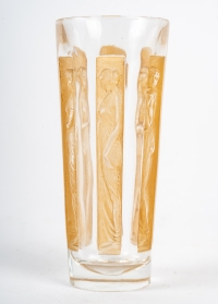 R. Lalique - &quot;Six Figurines&quot; Set of 6 Glass