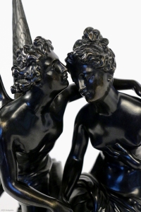 Groupe en bronze à patine noire Ange et Nymphe époque Romantique vers 1830-1840