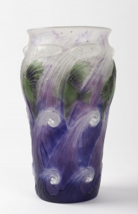 Vase &quot;Vagues et Poissons&quot; pâte de verre violette, verte et blanche de Gabriel ARGY-ROUSSEAU