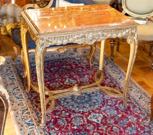 Table de salon en bois doré, Début XIXème siècle|Table de salon en bois doré, Début XIXème siècle||||||||||