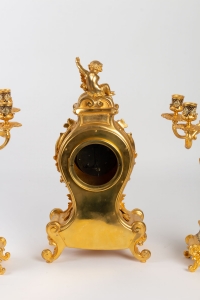 Garniture de cheminée XIX en bronze doré et émaillé cloisonnés Napoléon III