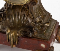 Pendule en bronze Griotte et régula avec sa clé du XIXème siècle