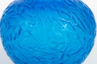 Vase « Gui » verre bleu électrique de René LALIQUE