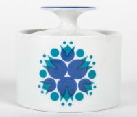 Petit pot en porcelaine, 1970