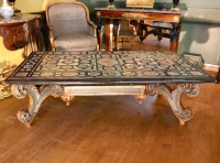 Table basse en Scagliola du XVIII ème siècle.
