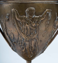 Coupe couverte en bronze et marbre, XIXème