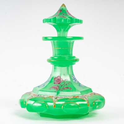 Flacon en opaline verte, XIXème siècle||||||