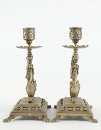 Pair of candlesticks from the 19th Century in bronze