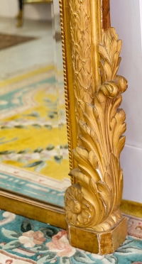 Grand miroir du XIXème siècle en bois doré, Napoléon III