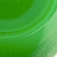 Vase &quot;Alicante&quot; en verre vert jade multi-couches de René LALIQUE