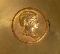 Paire de coupes en bronze doré et marbre, XIXème siècle
