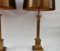 1950/70 Paire de Lampes Aux Colonnes Coryntiennes en Laiton et Bronze Signées Charles