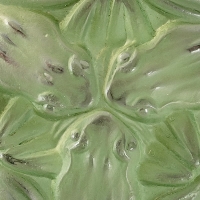 Broche &quot;Grenouille&quot; verre blanc patiné vert de René LALIQUE