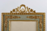 Une paire de cadres photos en bronze doré fin XIXème siècle