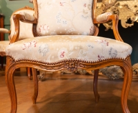 Série de 4 fauteuils Louis XV. XVIIIème.
