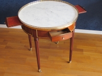 A Louis XVI period (1774 - 1793) bouillotte table.
