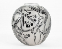 René Lalique Vase &quot;Baies&quot; Emaillé Noir